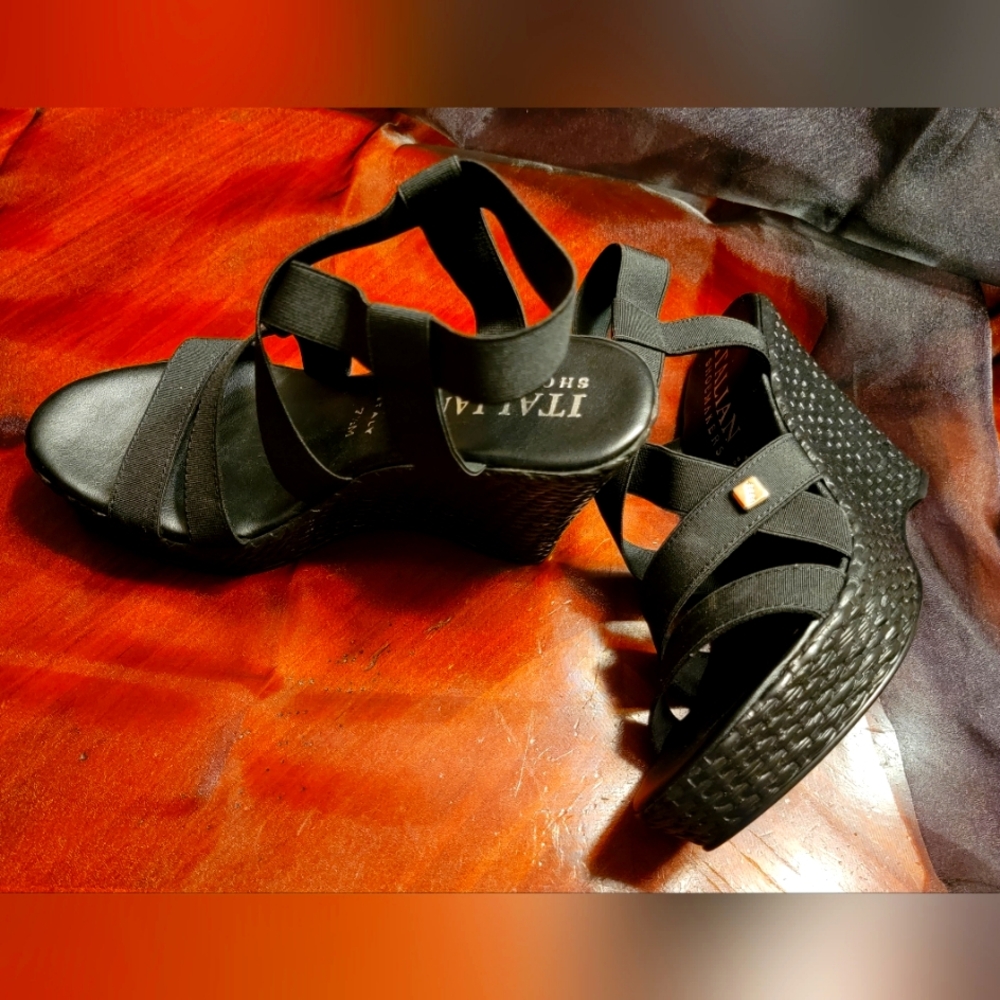Black platform sandals